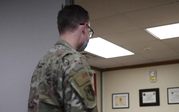 Broll stringer for capstone