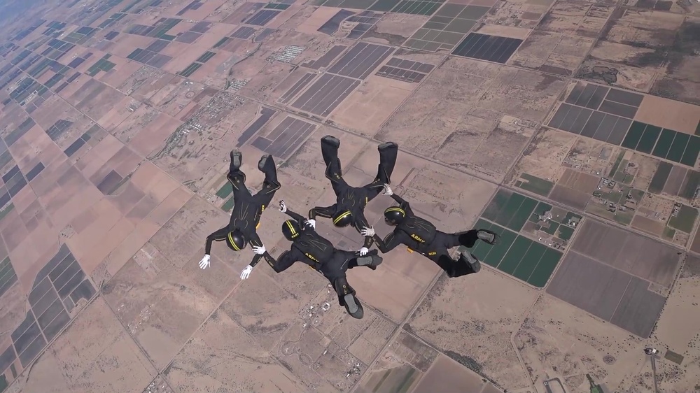 DVIDS - Video - U.S. Army Parachute Team competes in National Skydiving ...