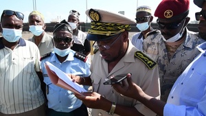 Djiboutian Elders Visit Camp Lemonnier to pay Homage