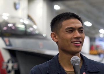 USS Carl Vinson (CVN 70) Sailors Send Holiday Regards to their Families