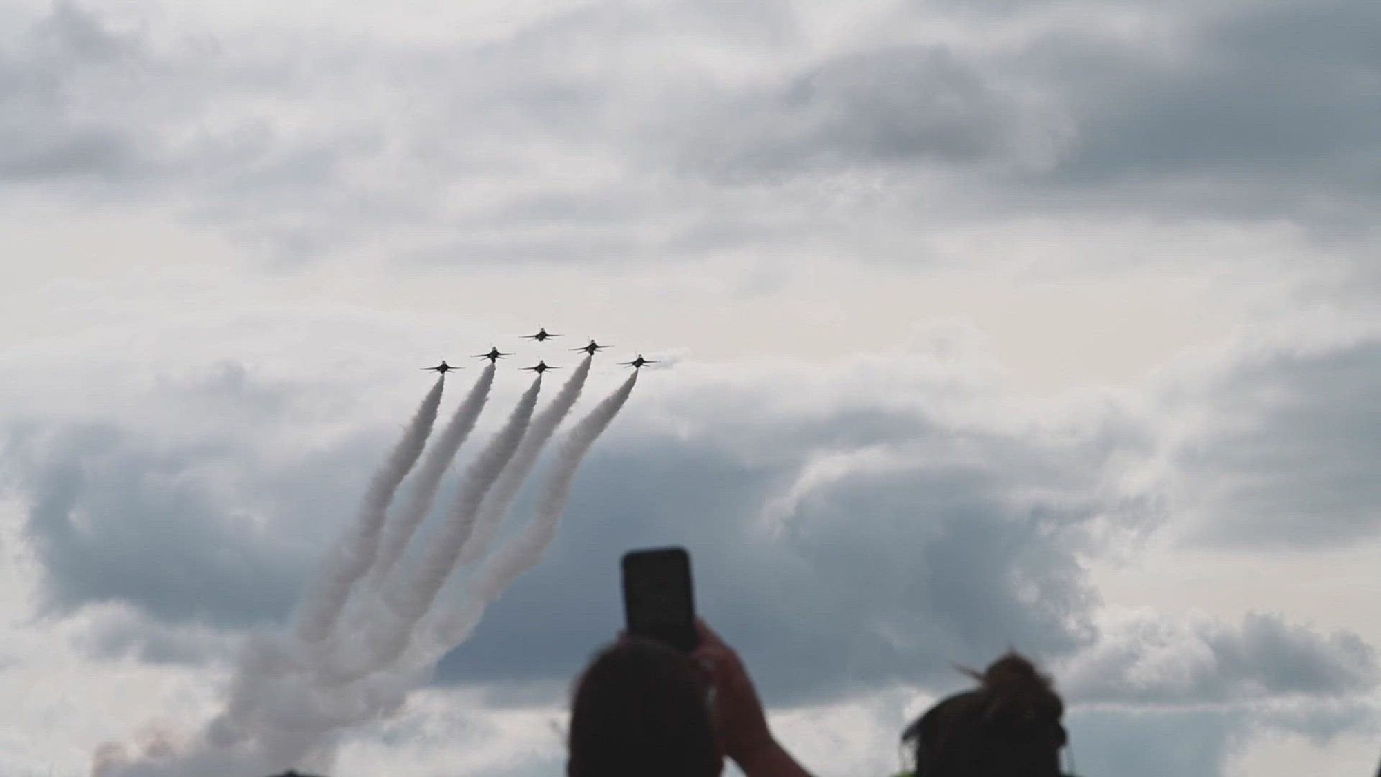 Video promoting Shaw's upcoming air show. 
