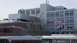 U.S. Air Force Military Medical Team Arrives in Lewiston, Maine Hospital