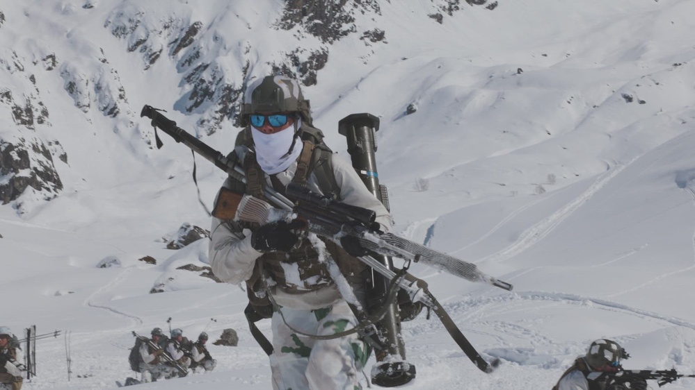 DVIDS - Video - 24 hours with the Chasseurs Alpins