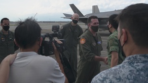 Singaporean Chief of Defense Force visits Service Members during Singapore Airshow 2022