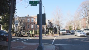 Maj. Gen. Nordhaus visits D.C. traffic control point personnel