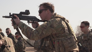 82nd Airborne and Polish Allies conduct live fire training