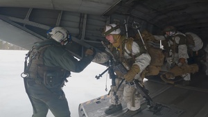 U.S. Marine Heavy Helicopters transport infantry in Bardufoss, Norway