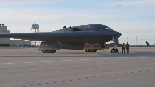 DVIDS - Video - B-2 Spirit Stealth Bombers take off during 