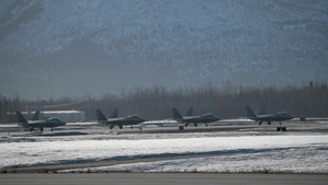 F-22s fly final sorties of PF 22-4