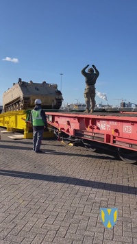 M113 rail load