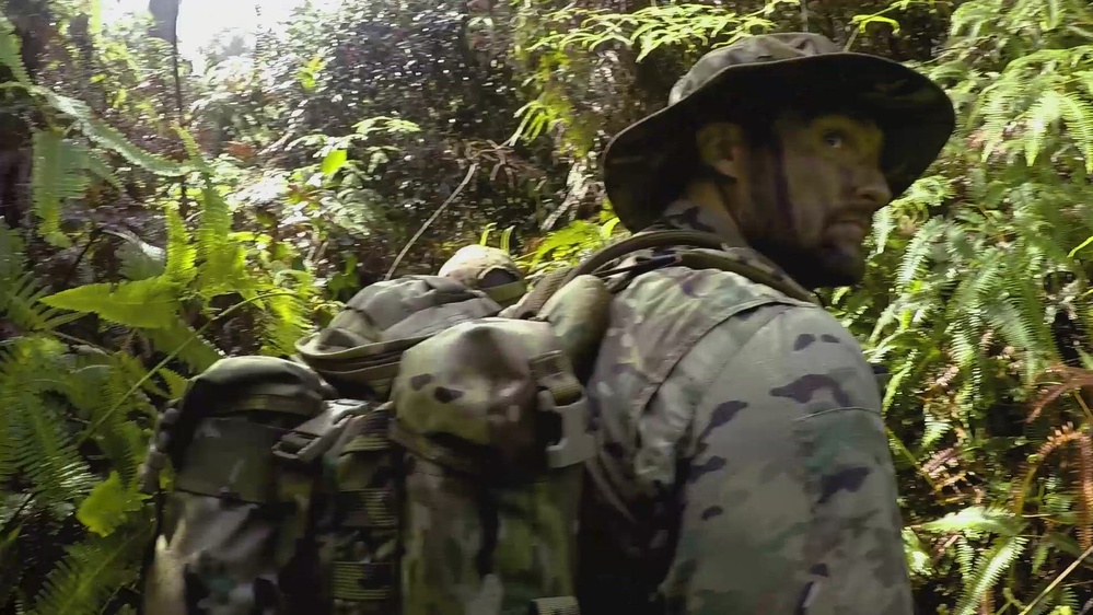 DVIDS - Video - 38 RQS trains in jungle warfare, tracking for CSAR