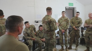 Quarterhorse" medics conduct blood transfusion training