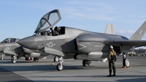 VMFA-242 Take off in Alaska: Red Flag 22-1 (B-Roll)