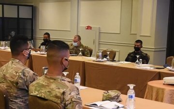 Missouri National Guard's 35th Military Police Brigade participates in SMEE with members of Panama's law enforcement agencies.