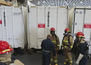 USS Makin Island Conducts Chapter 12 Fire Drill