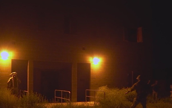 19th Special Forces Group Soldiers conduct HVT and medevac training