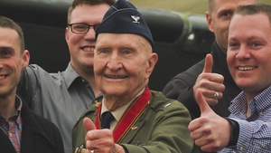 Remembering the Candy Bomber