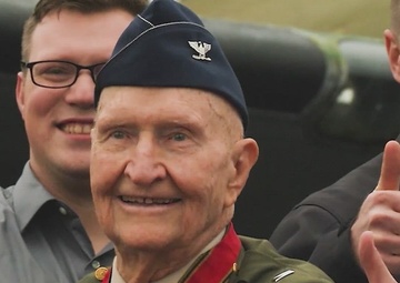 Remembering the Candy Bomber
