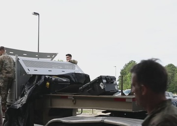 U.S. Army and U.S. Air Force Prepare to Jump Together