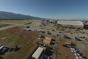 Timelapse of Saturday's Air Show crowd