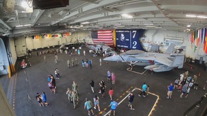 Abraham Lincoln holds an open ship tour day during RIMPAC 2022