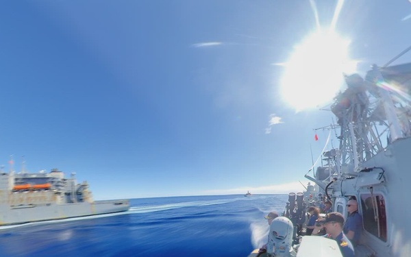HMCS Vancouver Conducts Replenishment-at-Sea with USNS Washington Chambers