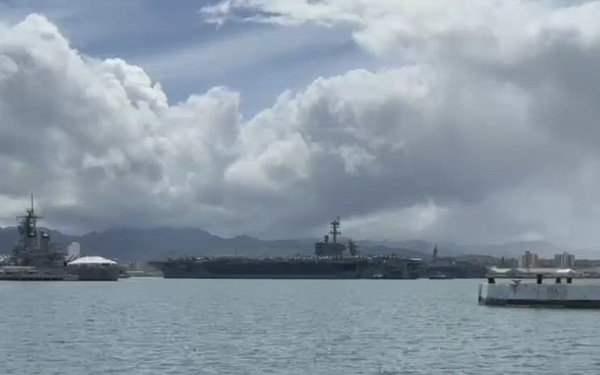 USS Abraham Lincoln Departs Pearl Harbor