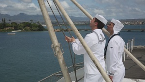 Abraham Lincoln departs Pearl Harbor during RIMPAC 2022