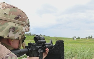 Reserve Soldiers Qualify with M4