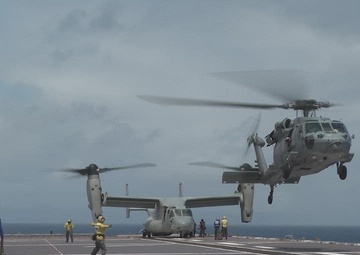 Land Forces Embarkation onto HMAS Canberra