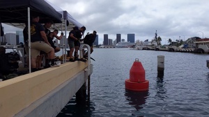 Slow motion: Divers enter the water during RIMPAC 2022