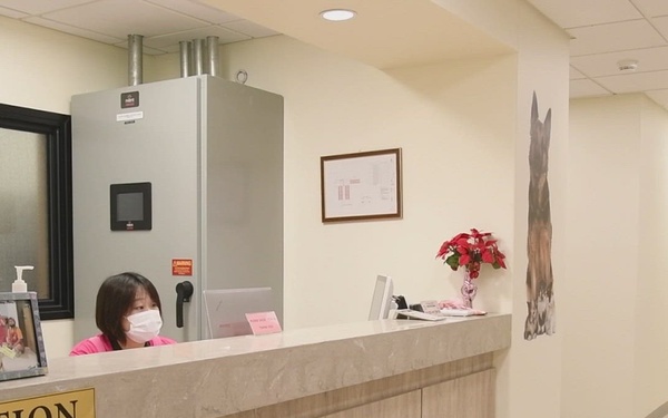 220711-HMP-SPOT-PET CARE CENTER