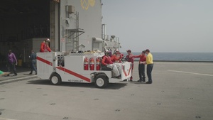 Sailors conduct crash and salvage drill