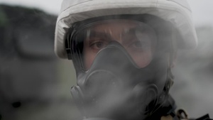 What’s in the kit of a French CBRN defence specialist ? (IT)
