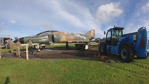F4 static display demolition timelapse