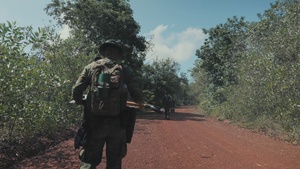 HMA Thailand | U.S. and Royal Thai EOD technicians conduct an assessment of EOD students