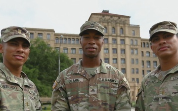 Army South Soldiers give shout-out to the Pittsburgh Steelers