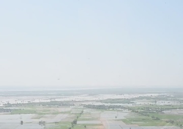 U.S. delivers aid to Pakistan