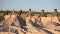 MWSS-171 set up FARP at RAAF Base Curtin (Pkg/Package)