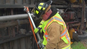 broll - Fort Leavenworth Emergency Services practice multi-vehicle accident response