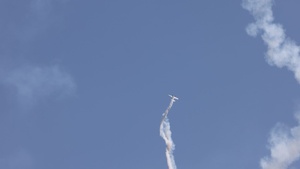 Miramar 2022 Airshow: Mike Goulian 9/23