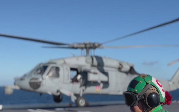 Abraham Lincoln conducts flight operations