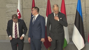Family photo of the signing ceremony of a Letter of Intent for the development of a “European Sky Shield Initiative” (13 Oct 2022)