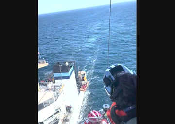 Coast Guard medevacs man off Southern California Coast