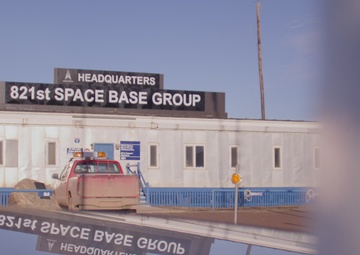 Thule AB video of buildings