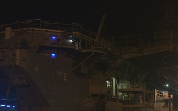 USS Essex enters dry dock 2022