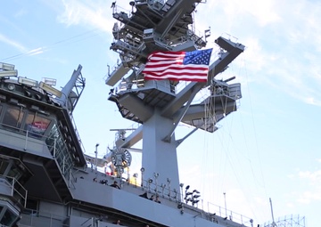 Abraham Lincoln hosts the 2022 ESPN Armed Forces Classic - Carrier Edition