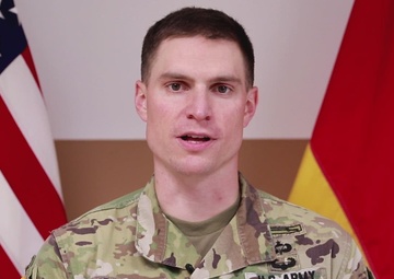 Maj. Jacob McLellan sends a Thanksgiving shoutout to his family and the Minnesota Vikings