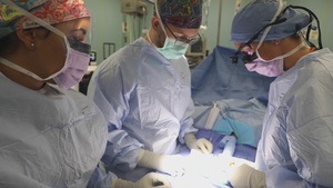 USNS Comfort Team Conducts Surgeries Aboard the Ship
