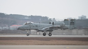 A-10 Thunderbolt II lands at Osan Air Base